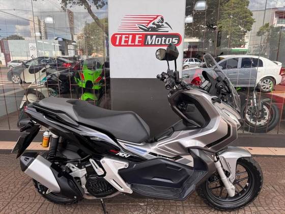 HONDA ADV 